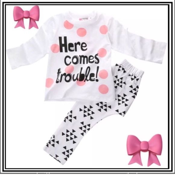 2 Piece Outfit Here Comes Trouble - Funny Shirt (Outfit) - Picture 5 of 5